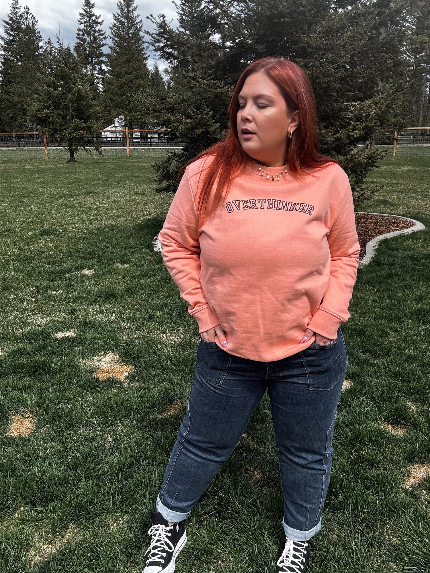 Overthinker Crewneck in Peach