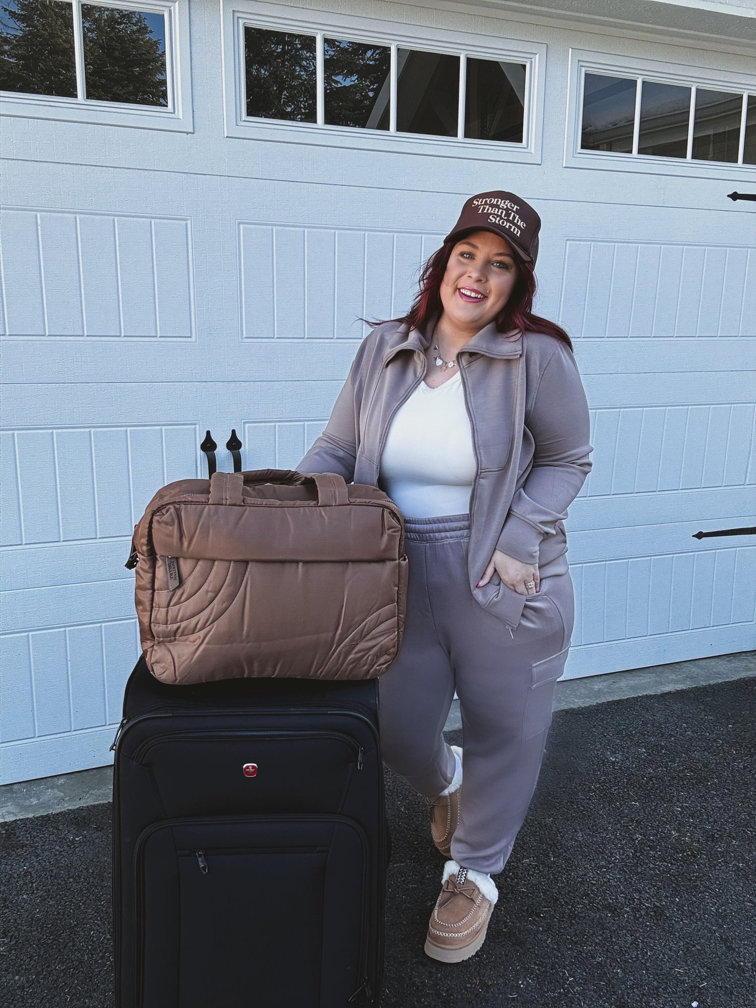 Modern Puffer Duffle Bag in Espresso